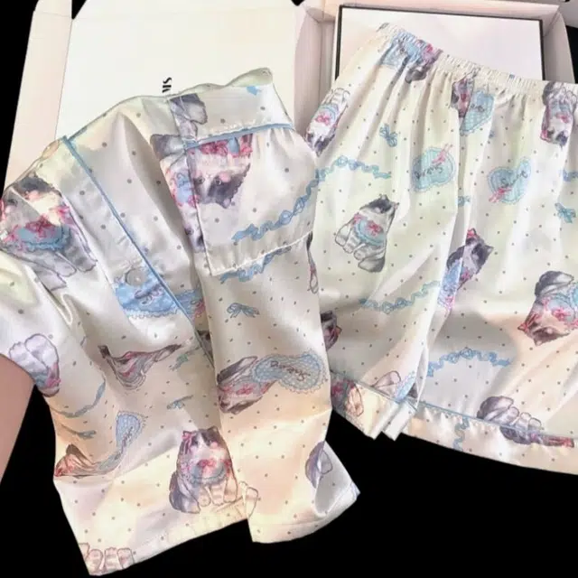 俏韵 翻领夏季卡通猫咪冰丝舒适短袖短裤甜美薄款家居服可外穿睡衣套装 女款