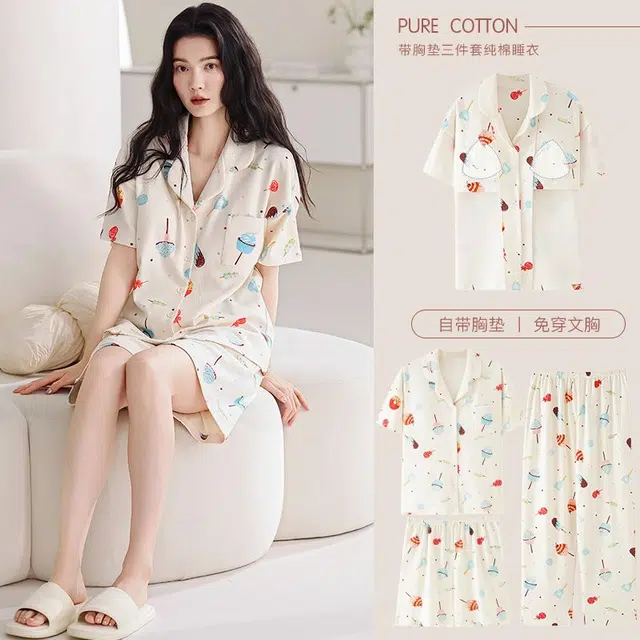 俏韵 翻领卡通夏季舒适可爱甜美带胸垫短袖三件套薄款家居服可外穿睡衣套装 女款