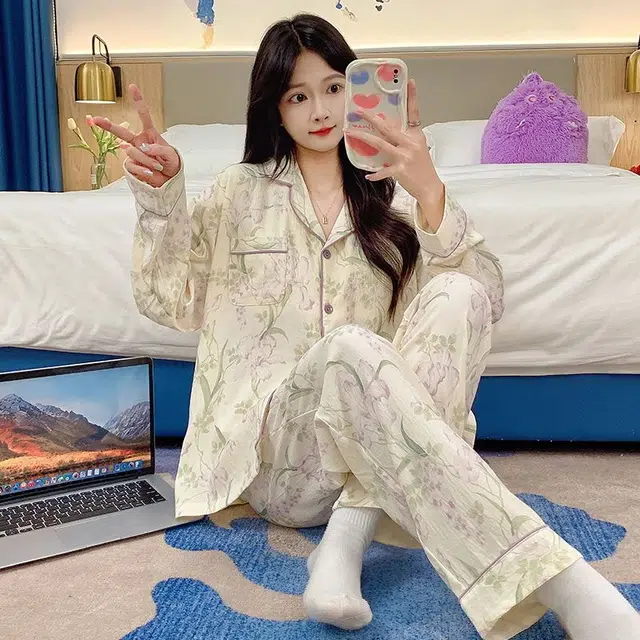 俏韵 翻领薄款云朵棉长袖带胸垫开衫休闲家居服可外穿睡衣套装 女款