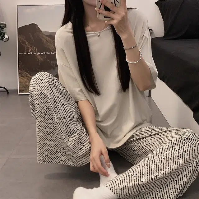 俏韵 圆领短袖上衣长裤宽松家居服可外穿睡衣套装 女款