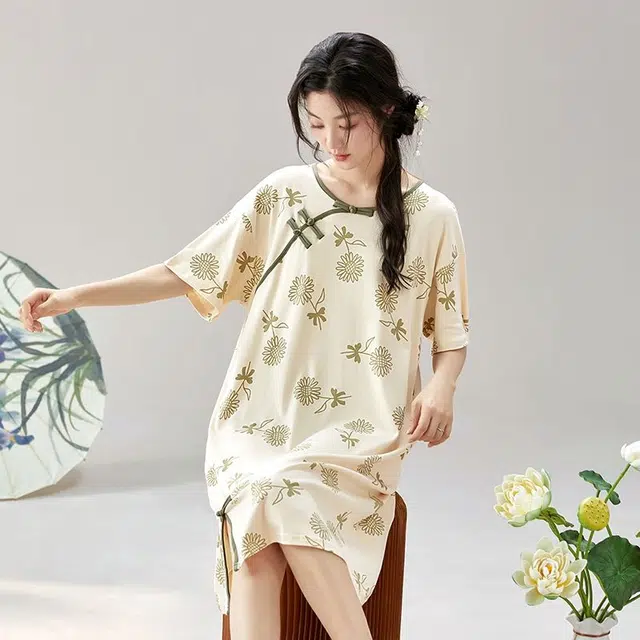 俏韵 圆领夏季款短袖简约甜美国风中长款家居服可外穿睡裙 女款