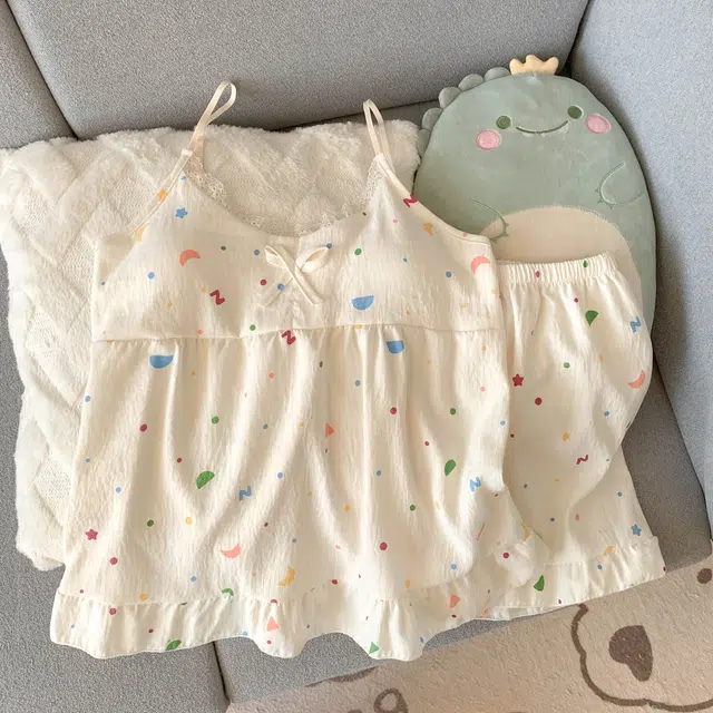 俏韵 圆领夏季吊带舒适甜美可爱短裤薄款家居服可外穿睡衣套装 女款