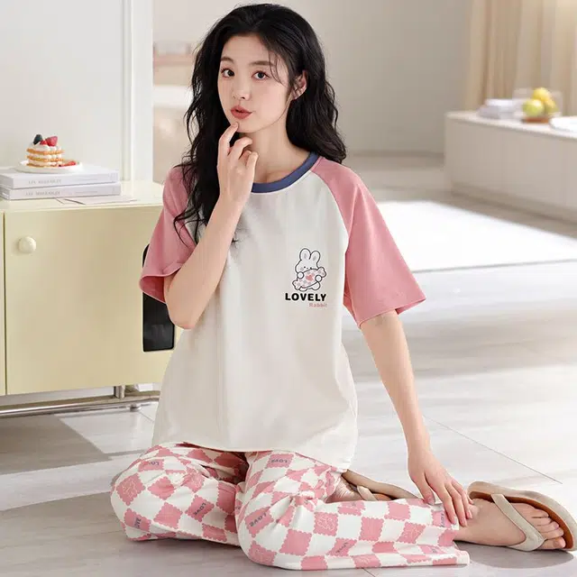 俏韵 圆领卡通夏季舒适纯棉短袖长裤带胸垫甜美薄款凉感家居服可外穿睡衣套装 女款