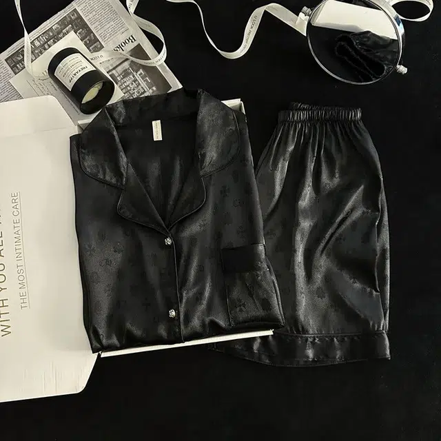 俏韵 翻领夏季冰丝甜美短袖短裤休闲风舒适薄款家居服可外穿睡衣套装 女款