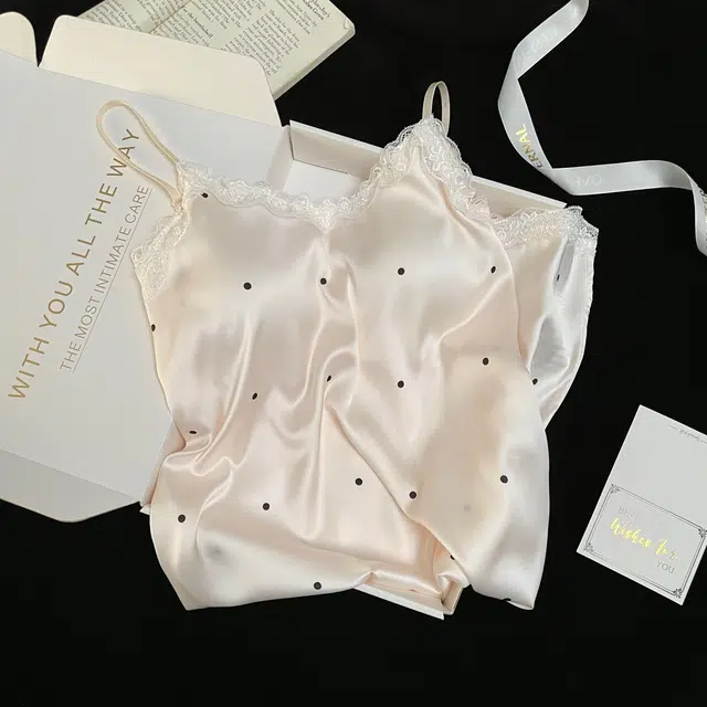 俏韵 圆领夏季吊带冰雪丝纯欲圆点带胸垫甜美可爱薄款家居服可外穿睡裙 女款