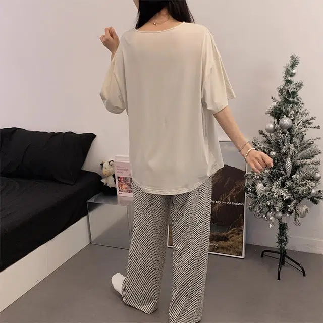 俏韵 圆领短袖上衣长裤宽松家居服可外穿睡衣套装 女款