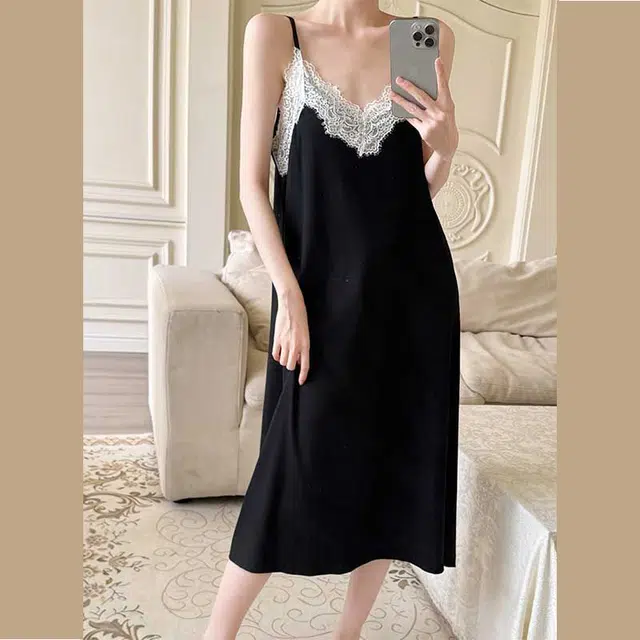 俏韵 简约露背性感吊带纯色蕾丝高级感家居服无袖睡裙 女款