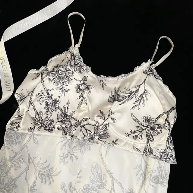 俏韵 圆领吊带夏季冰雪丝纯欲带胸垫甜美可爱薄款家居服可外穿睡裙 女款