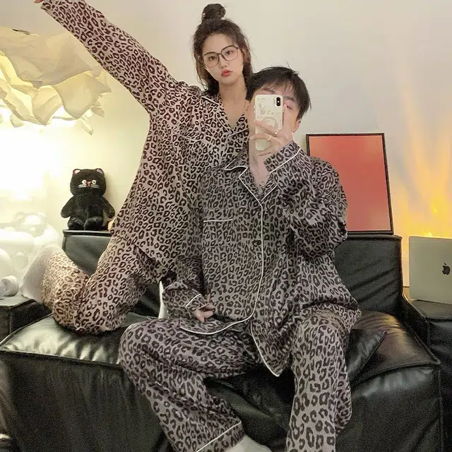 俏韵 凉感透气冰丝开衫长袖长裤可外穿睡衣套装 男女同款