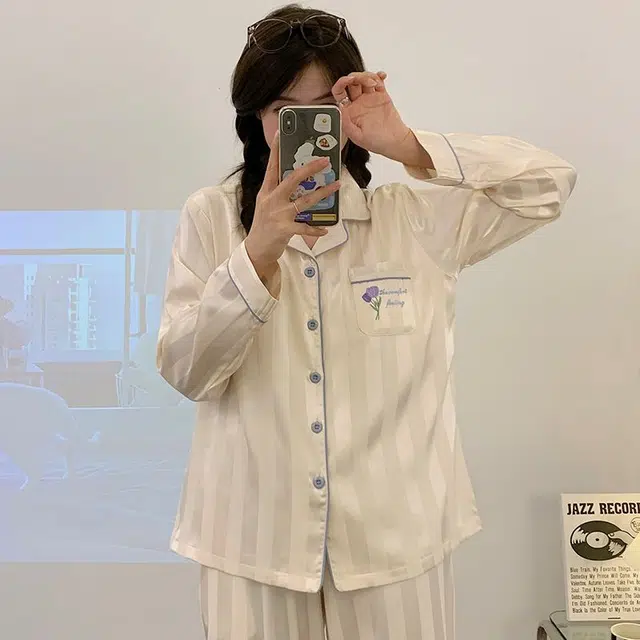 俏韵 翻领春秋季冰雪丝简约长袖长裤甜美休闲薄款家居服可外穿睡衣套装 女款