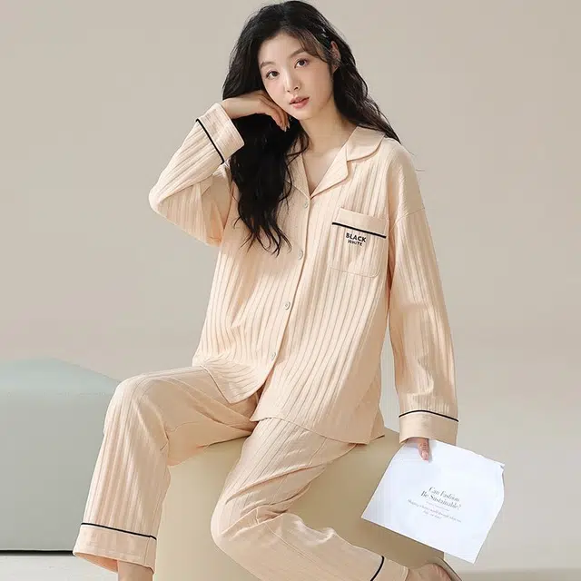 俏韵 翻领春秋季简约条纹长袖开衫甜美可爱休闲舒适薄款家居服可外穿睡衣套装 女款