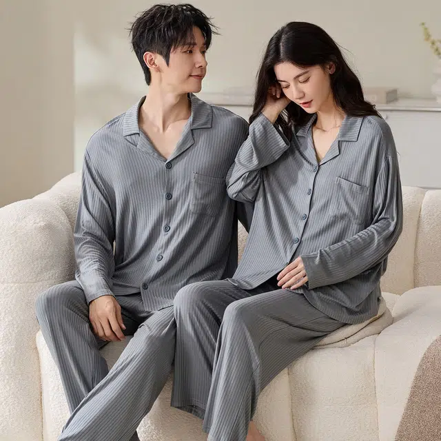 俏韵 翻领春秋季简约纯色长袖长裤甜美舒适休闲家居服可外穿睡衣套装 男女同款