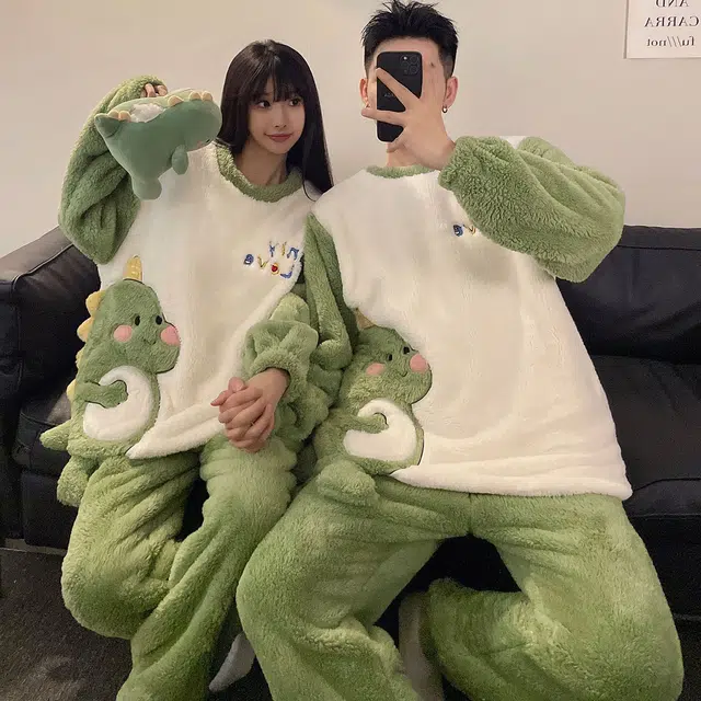 俏韵 圆领卡通小恐龙冬季加绒保暖简约长袖长裤甜美可爱舒适家居服可外穿睡衣套装 男女同款