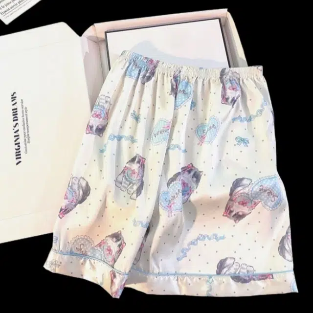 俏韵 翻领夏季卡通猫咪冰丝舒适短袖短裤甜美薄款家居服可外穿睡衣套装 女款