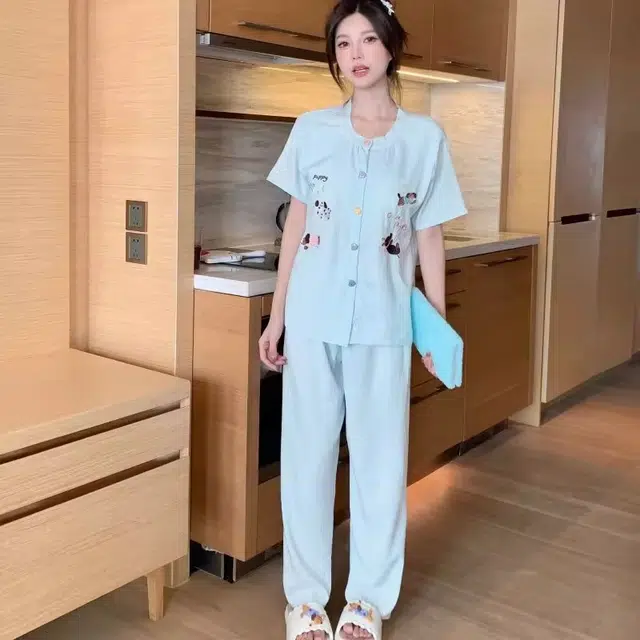 俏韵 圆领带胸垫短袖卡通家居服可外穿睡衣套装 女款