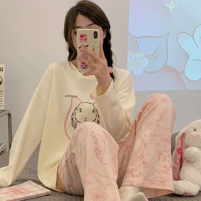 俏韵 圆领卡通春秋季仿棉长袖长裤简约印花休闲甜美薄款舒适家居服可外穿睡衣套装 女款