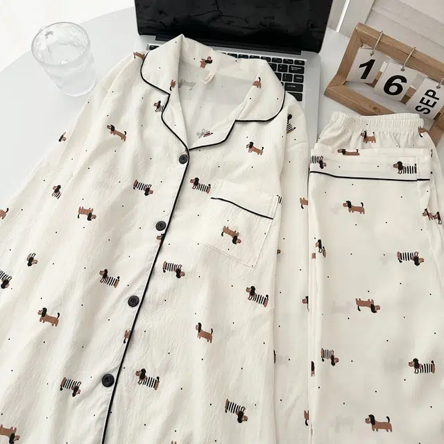 俏韵 翻领卡通腊肠狗春秋季云朵棉舒适长袖长裤甜美可爱薄款家居服可外穿睡衣套装 女款