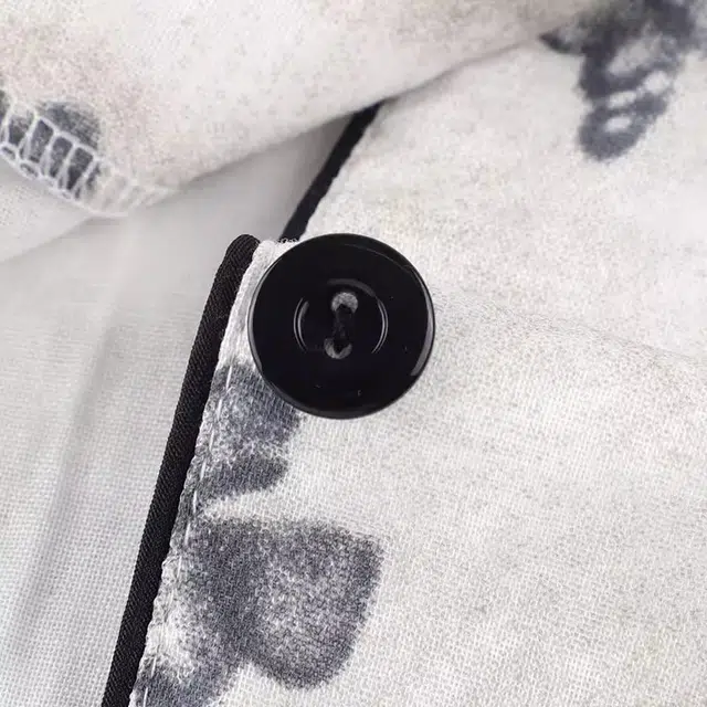 俏韵 翻领甜美高级感短袖上衣薄款家居服可外穿三分裤夏季睡衣套装 女款