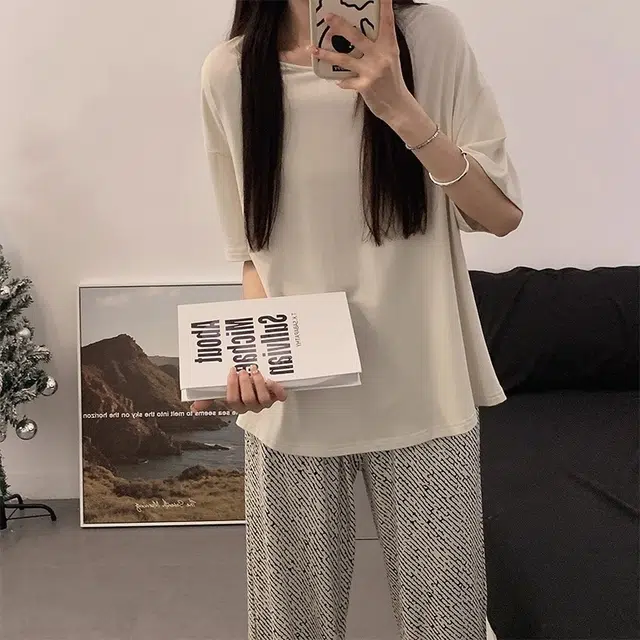 俏韵 圆领短袖上衣长裤宽松家居服可外穿睡衣套装 女款