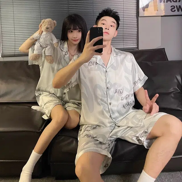 俏韵 翻领短袖高级感薄款凉感家居服可外穿三分裤夏季睡衣套装 男女同款