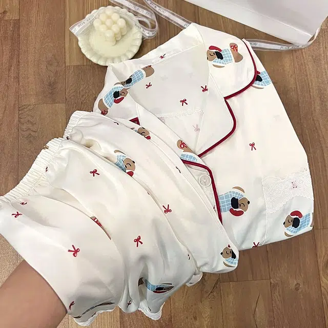 俏韵 翻领卡通腊肠狗夏季冰雪丝舒适可爱甜美短袖三件套薄款家居服可外穿睡衣套装 女款