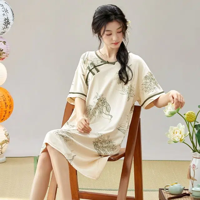 俏韵 圆领夏季短袖简约甜美国风中长款家居服可外穿睡裙 女款
