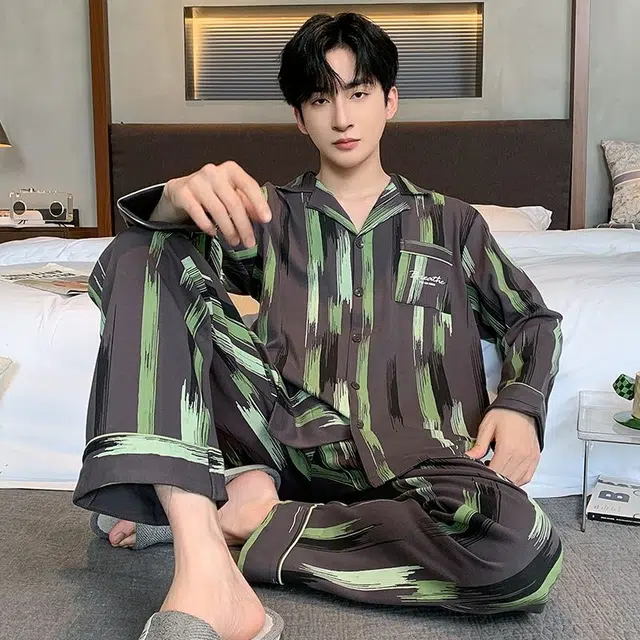俏韵 翻领春秋季简约印花长袖长裤休闲开衫薄款家居服可外穿睡衣套装 男款