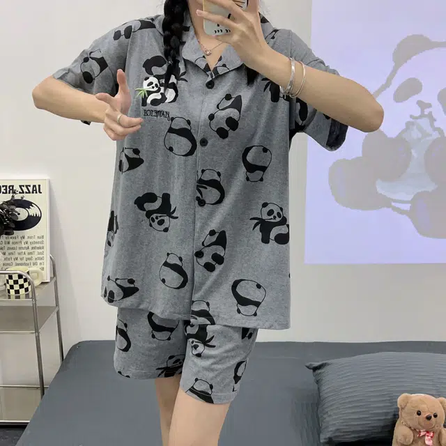 俏韵 翻领卡通熊猫高级感短袖凉感薄款家居服可外穿睡衣套装 男女同款