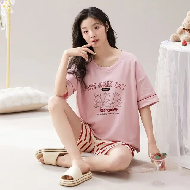 俏韵 圆领夏季舒适短袖三件套带胸垫甜美薄款凉感家居服可外穿睡衣套装 女款