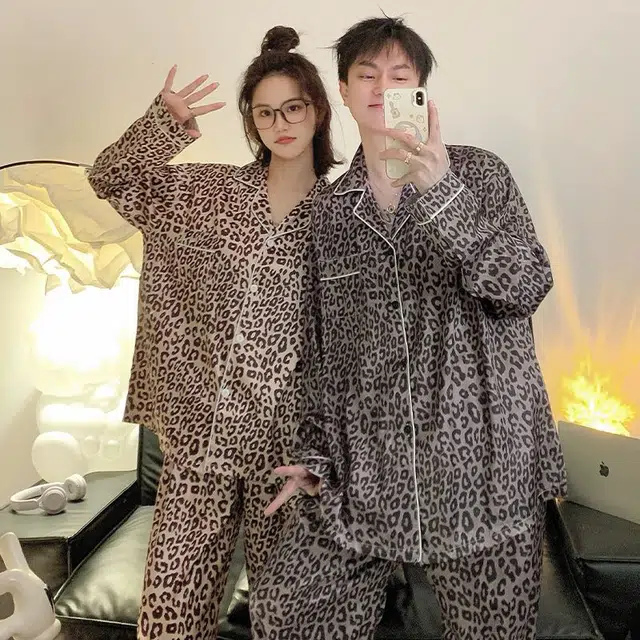 俏韵 凉感透气冰丝开衫长袖长裤可外穿睡衣套装 男女同款