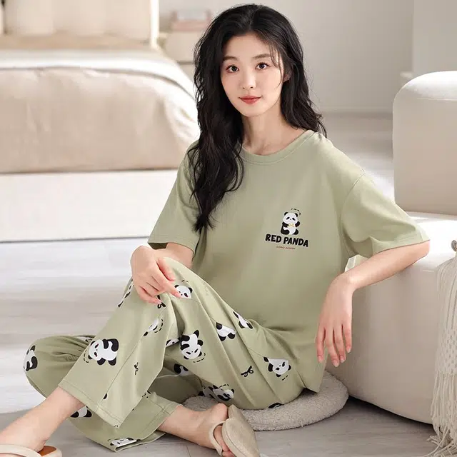 俏韵 圆领卡通熊猫夏季舒适纯棉短袖长裤带胸垫甜美薄款凉感家居服可外穿睡衣套装 女款