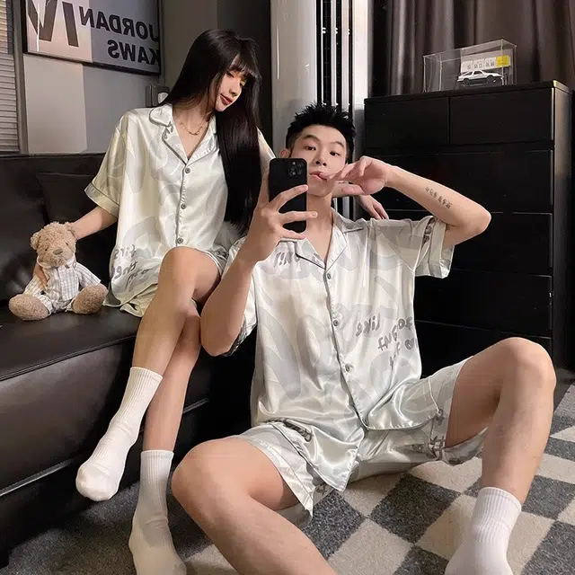 俏韵 翻领短袖高级感薄款凉感家居服可外穿三分裤夏季睡衣套装 男女同款