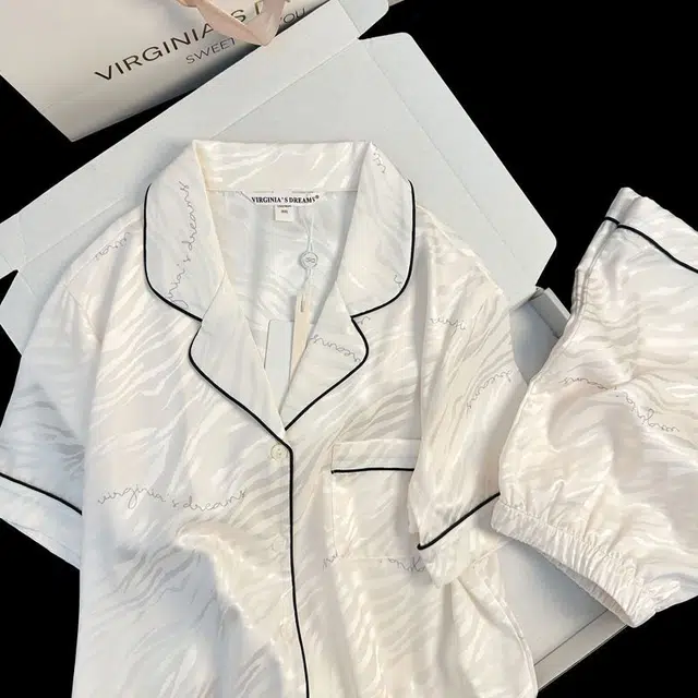 俏韵 翻领时尚短袖休闲家居服可外穿睡衣套装 男女同款