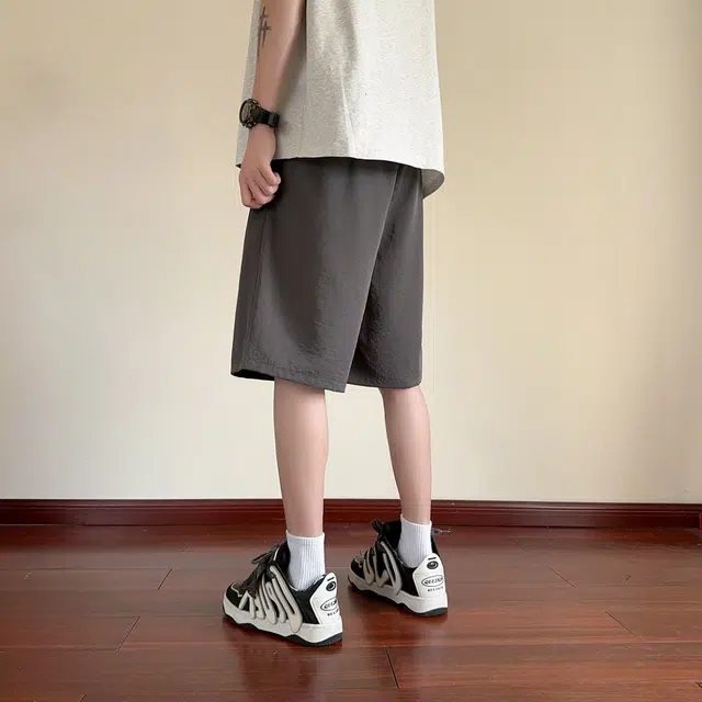 宾力克 美式高街复古简约纯色基础款五分裤潮牌宽松日常户外通勤薄款百搭运动休闲短裤 男女同款