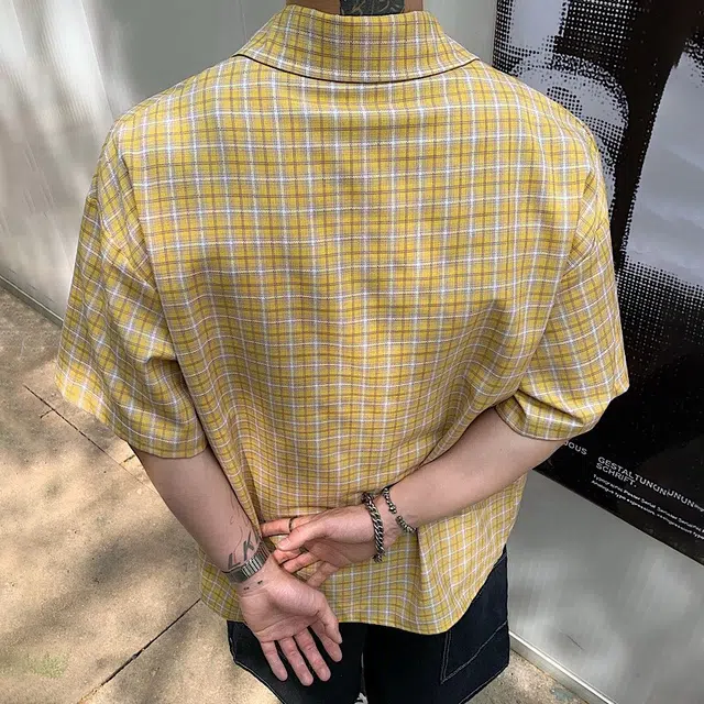 宾力克 美式复古时尚潮流翻领个性格子设计夏季薄款宽松舒适透气日常通勤酷帅短袖衬衫 男女同款