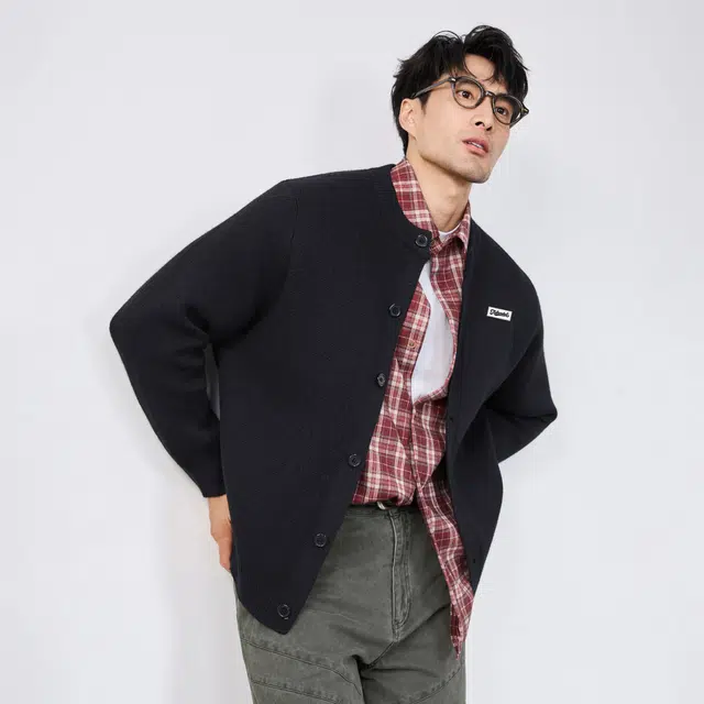 图兰朵 日系复古学院风日常百搭氛围高级感显瘦简约舒适柔软清新慵懒风时尚垂感保暖亲肤潮流痞帅通勤休闲纽扣开衫圆领毛衣外套 男女同款