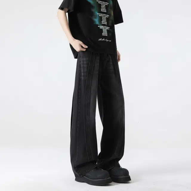 图兰朵 美式复古高街重工水洗猫须做旧潮流痞帅阔腿微喇弯刀高级感中腰显高显瘦柔软不硬亲肤舒适休闲通勤直筒牛仔裤 男女同款