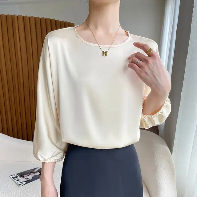 CASAMIA T