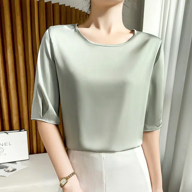 CASAMIA T