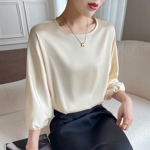 CASAMIA T