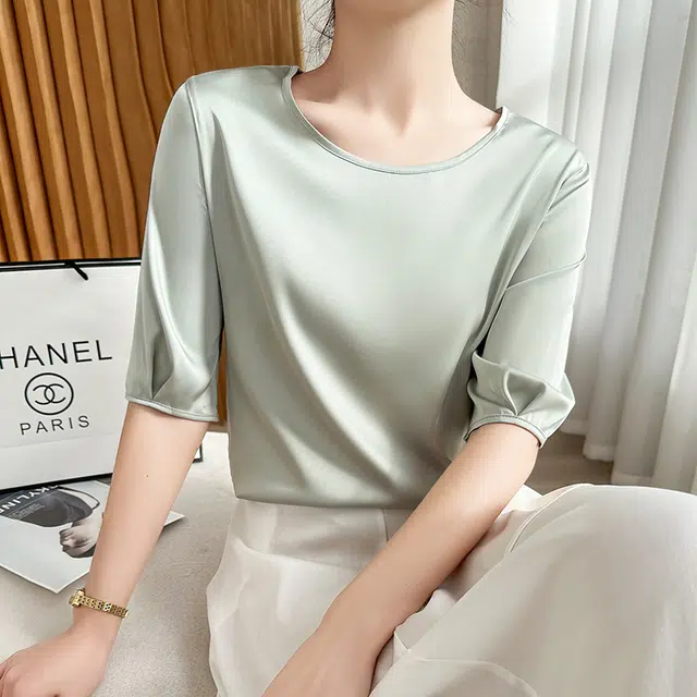 CASAMIA T