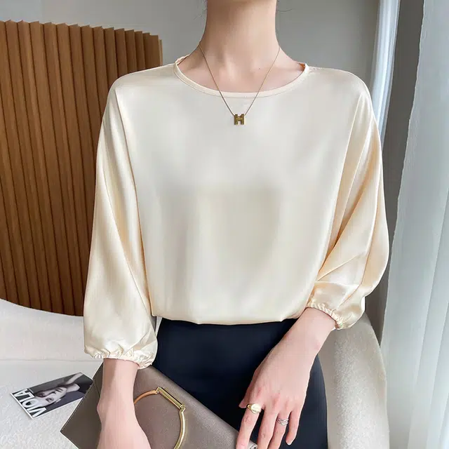 CASAMIA T