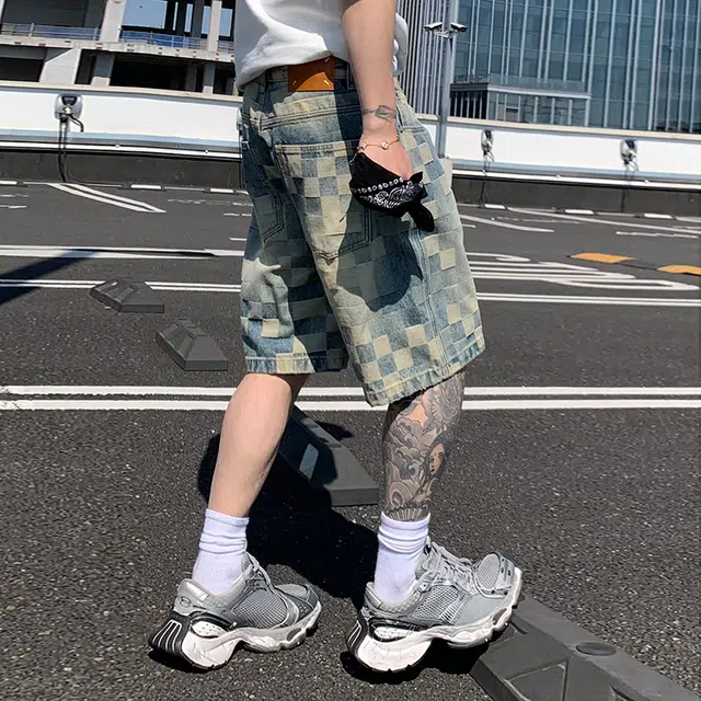 帝狼牛 时尚高街复古美式纽扣拉链中腰基础款百搭潮牌垂感褶皱宽松重榜小众设计感格子提花直筒五分裤牛仔短裤 男女同款