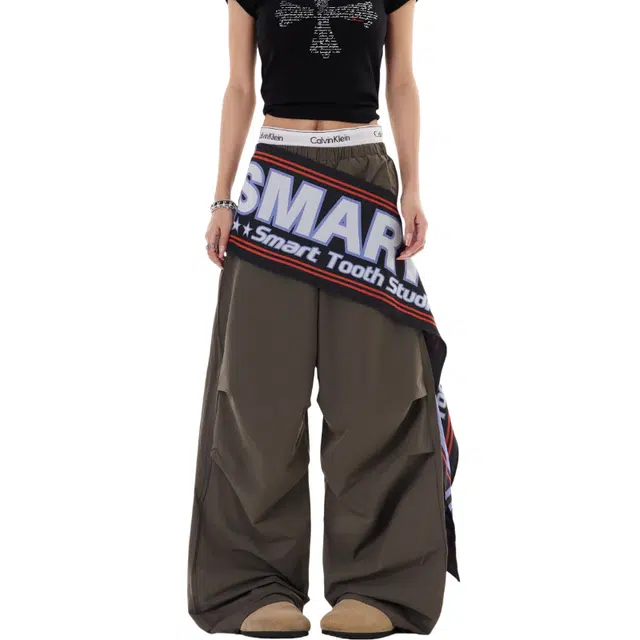 棉基因 潮流街舞嘻哈风个性字母屁帘一边可分开拼接设计褶皱拖地款伞兵裤男友风宽松直筒休闲裤 女款