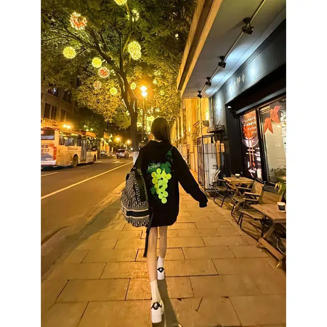 桴生 美式刺绣复古嘻哈风秋季宽松穿搭卫衣 女款