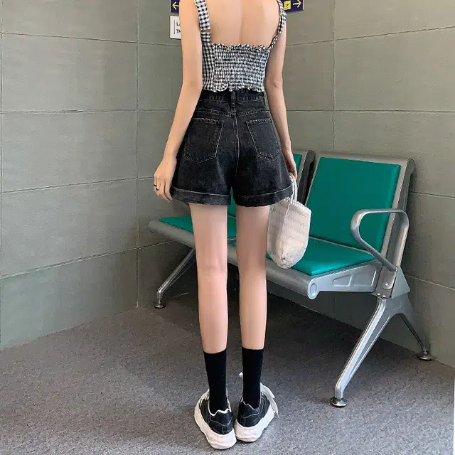 新世家族 高腰卷边宽松阔腿简约时尚百搭牛仔短裤 女款