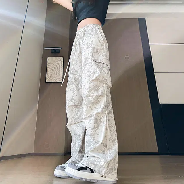 新世家族 美式复古高街潮流创意扎染拼接口袋工艺日常百搭通勤时尚宽松透气亲肤舒适垂感休闲裤工装裤 女款