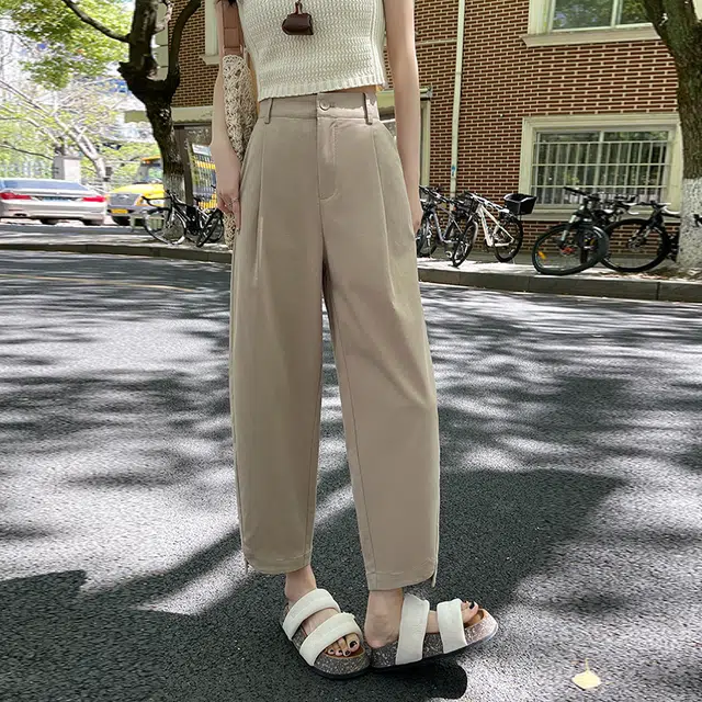 新世家族 亲肤透气工字褶百搭舒适薄款设计感凉感萝卜哈伦裤弧形剪裁侧开叉茧形裤九分高腰垂感宽松时尚显腿长休闲裤 女款