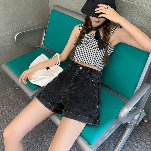 新世家族 高腰卷边宽松阔腿简约时尚百搭牛仔短裤 女款