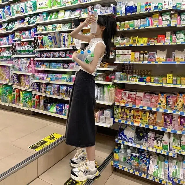 新世家族 美式高街宽松简约基础款复古水洗做旧时尚百搭七分裤渐变牛仔短裤 女款